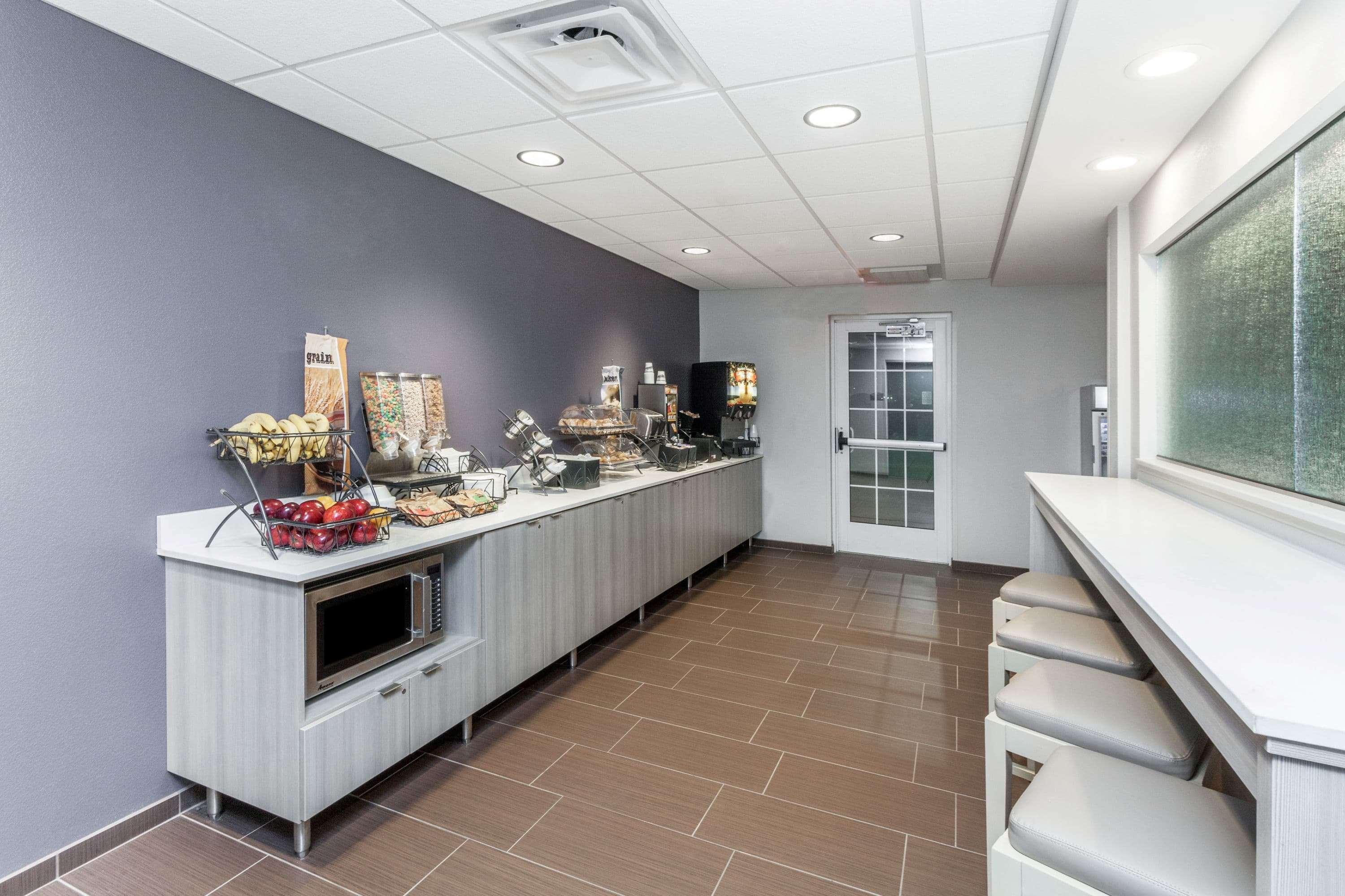 Microtel Inn & Suites By Wyndham West Fargo Near Medical Center Extérieur photo