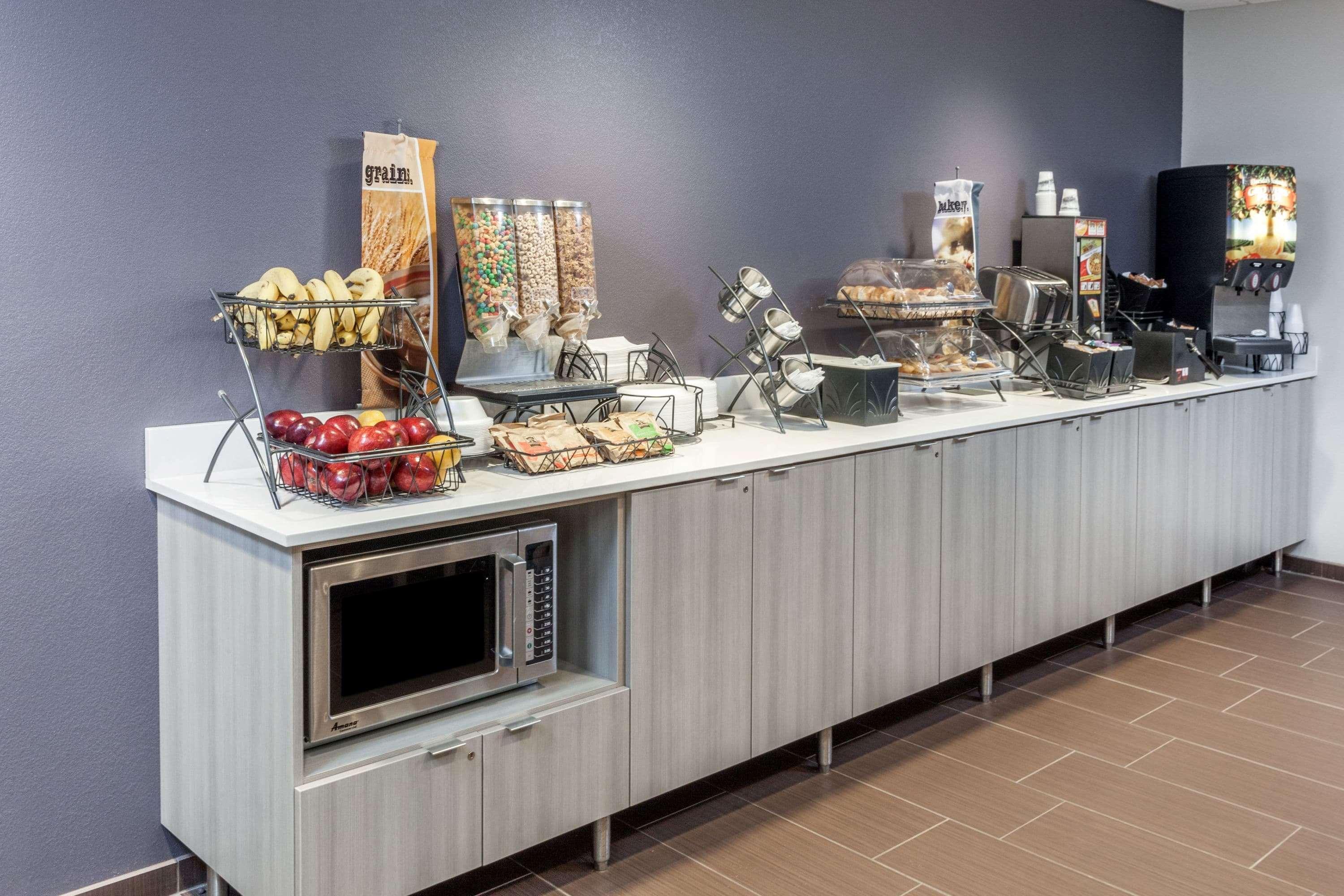 Microtel Inn & Suites By Wyndham West Fargo Near Medical Center Extérieur photo