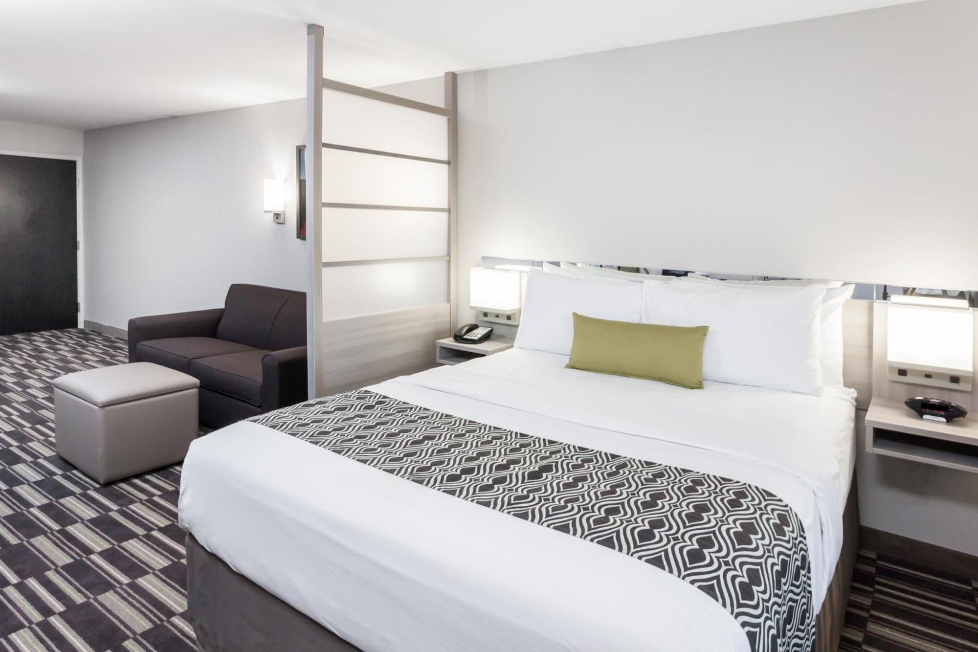 Microtel Inn & Suites By Wyndham West Fargo Near Medical Center Chambre photo